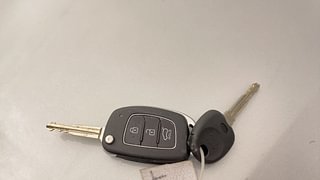 Used 2018 Hyundai Elite i20 Asta 1.2 AT Petrol Automatic extra CAR KEY VIEW