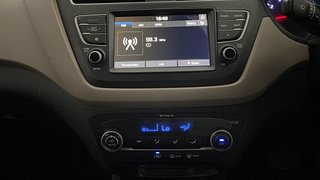 Used 2018 Hyundai Elite i20 Asta 1.2 AT Petrol Automatic interior MUSIC SYSTEM & AC CONTROL VIEW