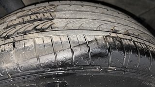 Used 2022 Hyundai Venue SX 1.2 Petrol Petrol Manual tyres RIGHT REAR TYRE TREAD VIEW