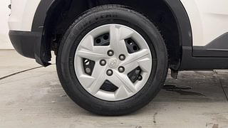 Used 2022 Hyundai Venue SX 1.2 Petrol Petrol Manual tyres RIGHT REAR TYRE RIM VIEW