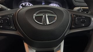 Used 2022 Tata Punch Accomplished MT Petrol Manual top_features Airbags