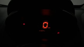Used 2017 Renault Kwid RXT Petrol Manual interior CLUSTERMETER VIEW
