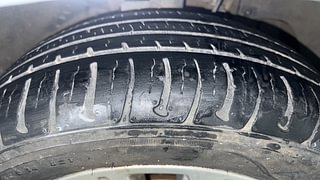 Used 2018 Tata Tiago [2016-2020] Revotron XZA AMT Petrol Automatic tyres RIGHT FRONT TYRE TREAD VIEW