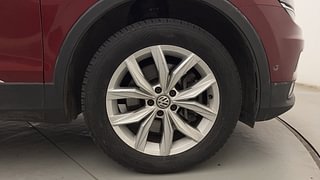Used 2020 Volkswagen Tiguan AllSpace 2.0 TSI AT Petrol Automatic tyres RIGHT FRONT TYRE RIM VIEW