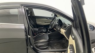 Used 2019 Hyundai Verna [2017-2020] 1.4 VTVT EX Petrol Manual interior RIGHT SIDE FRONT DOOR CABIN VIEW