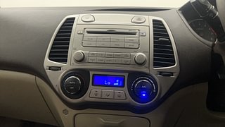 Used 2011 Hyundai i20 Magna 1.2 Petrol Manual interior MUSIC SYSTEM & AC CONTROL VIEW