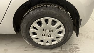 Used 2011 Hyundai i20 Magna 1.2 Petrol Manual tyres LEFT REAR TYRE RIM VIEW