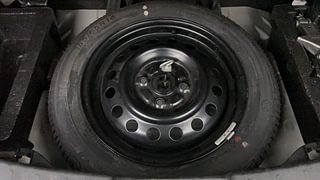 Used 2016 Maruti Suzuki Wagon R 1.0 VXI AMT Petrol Automatic tyres SPARE TYRE VIEW