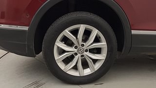Used 2020 Volkswagen Tiguan AllSpace 2.0 TSI AT Petrol Automatic tyres RIGHT REAR TYRE RIM VIEW