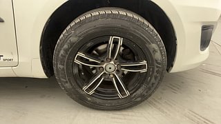 Used 2013 Maruti Suzuki Swift Dzire VXI Petrol Manual tyres RIGHT FRONT TYRE RIM VIEW