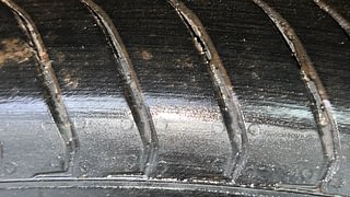 Used 2019 Hyundai Verna [2017-2020] 1.4 VTVT EX Petrol Manual tyres LEFT REAR TYRE TREAD VIEW
