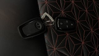Used 2021 Tata Punch Accomplished Dazzle Pack MT Petrol Manual extra CAR KEY VIEW