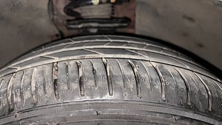 Used 2020 Volkswagen Tiguan AllSpace 2.0 TSI AT Petrol Automatic tyres RIGHT FRONT TYRE TREAD VIEW