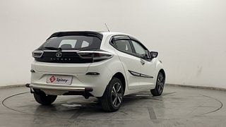 Used 2022 Tata Altroz XZ Plus 1.2 Dual Tone Petrol Manual exterior RIGHT REAR CORNER VIEW