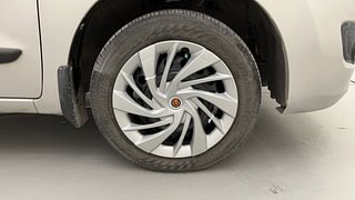 Used 2016 Maruti Suzuki Wagon R 1.0 VXI AMT Petrol Automatic tyres RIGHT FRONT TYRE RIM VIEW