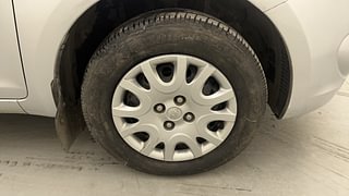 Used 2011 Hyundai i20 Magna 1.2 Petrol Manual tyres RIGHT FRONT TYRE RIM VIEW