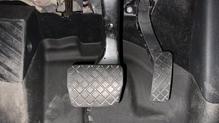 Used 2020 Volkswagen Tiguan AllSpace 2.0 TSI AT Petrol Automatic interior PEDALS VIEW