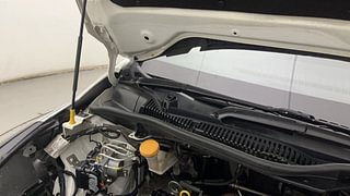 Used 2022 Tata Altroz XZ Plus 1.2 Dual Tone Petrol Manual engine ENGINE RIGHT SIDE HINGE & APRON VIEW