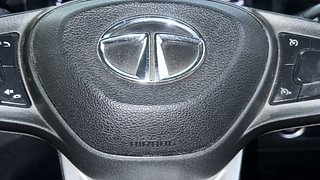Used 2021 Tata Punch Accomplished Dazzle Pack MT Petrol Manual top_features Airbags