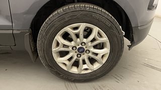 Used 2015 Ford EcoSport Titanium 1.5 Ti-VCT Petrol Manual tyres RIGHT FRONT TYRE RIM VIEW