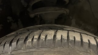 Used 2011 Hyundai i20 Magna 1.2 Petrol Manual tyres RIGHT FRONT TYRE TREAD VIEW