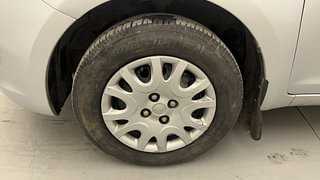 Used 2011 Hyundai i20 Magna 1.2 Petrol Manual tyres LEFT FRONT TYRE RIM VIEW
