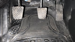Used 2019 Hyundai Verna [2017-2020] 1.4 VTVT EX Petrol Manual interior PEDALS VIEW