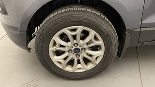 Used 2015 Ford EcoSport Titanium 1.5 Ti-VCT Petrol Manual tyres LEFT FRONT TYRE RIM VIEW