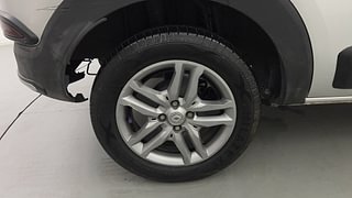 Used 2022 Renault Triber RXZ Petrol Manual tyres RIGHT REAR TYRE RIM VIEW