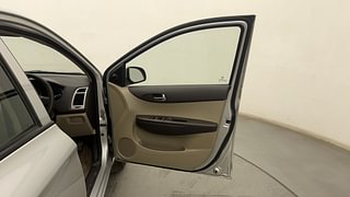 Used 2011 Hyundai i20 Magna 1.2 Petrol Manual interior RIGHT FRONT DOOR OPEN VIEW
