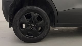 Used 2022 Tata Punch Accomplished MT Petrol Manual tyres RIGHT REAR TYRE RIM VIEW