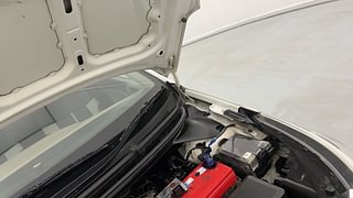 Used 2017 Hyundai Elite i20 Asta 1.2 Petrol Manual engine ENGINE LEFT SIDE HINGE & APRON VIEW