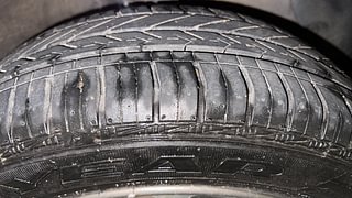 Used 2013 Hyundai Grand i10 Asta 1.2 Kappa VTVT Petrol Manual tyres RIGHT FRONT TYRE TREAD VIEW
