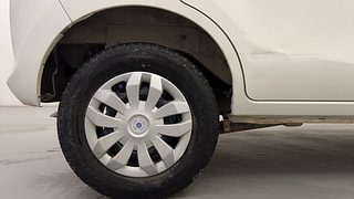 Used 2015 Maruti Suzuki Alto 800 Lxi Petrol Manual tyres RIGHT REAR TYRE RIM VIEW