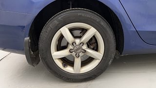 Used 2013 Audi A4 [2008-2013] 2.0 TDI Diesel Automatic tyres RIGHT REAR TYRE RIM VIEW
