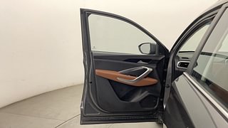 Used 2022 MG Motors Hector Plus Sharp 2.0 Diesel Turbo MT 6-STR Diesel Manual interior LEFT FRONT DOOR OPEN VIEW