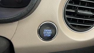 Used 2013 Hyundai Grand i10 Asta 1.2 Kappa VTVT Petrol Manual top_features Keyless start