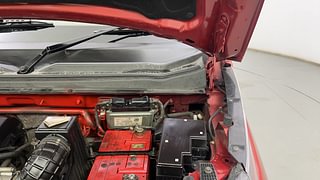 Used 2016 Mahindra KUV100 [2015-2017] K8 5 STR Petrol Manual engine ENGINE LEFT SIDE HINGE & APRON VIEW