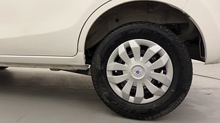 Used 2015 Maruti Suzuki Alto 800 Lxi Petrol Manual tyres LEFT REAR TYRE RIM VIEW