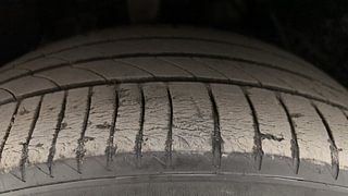 Used 2013 Audi A4 [2008-2013] 2.0 TDI Diesel Automatic tyres LEFT FRONT TYRE TREAD VIEW