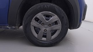 Used 2017 Renault Kwid CLIMBER 1.0 Petrol Manual tyres RIGHT FRONT TYRE RIM VIEW