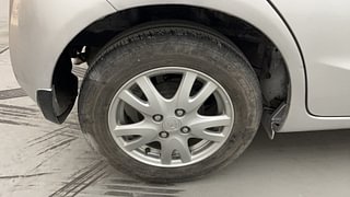 Used 2015 Honda Brio VX MT Petrol Manual tyres RIGHT REAR TYRE RIM VIEW