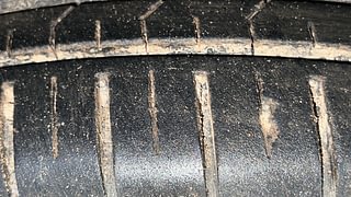 Used 2022 Maruti Suzuki Baleno Delta AMT Petrol Petrol Automatic tyres RIGHT FRONT TYRE TREAD VIEW