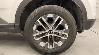 Used 2023 Hyundai Venue SX 1.5 CRDi Diesel Manual tyres LEFT REAR TYRE RIM VIEW