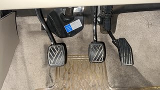 Used 2019 Maruti Suzuki Dzire VDi Diesel Manual interior PEDALS VIEW