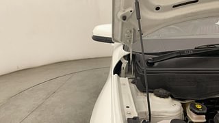 Used 2023 Hyundai Venue SX 1.5 CRDi Diesel Manual engine ENGINE RIGHT SIDE HINGE & APRON VIEW