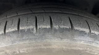 Used 2019 Ford Figo Titanium Blu Petrol Manual tyres RIGHT FRONT TYRE TREAD VIEW