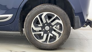 Used 2022 Maruti Suzuki Baleno Delta AMT Petrol Petrol Automatic tyres LEFT REAR TYRE RIM VIEW