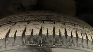 Used 2013 Hyundai i20 Magna 1.2 Petrol Manual tyres RIGHT FRONT TYRE TREAD VIEW