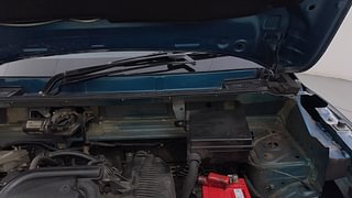 Used 2022 Renault Kwid RXL Petrol Manual engine ENGINE LEFT SIDE HINGE & APRON VIEW